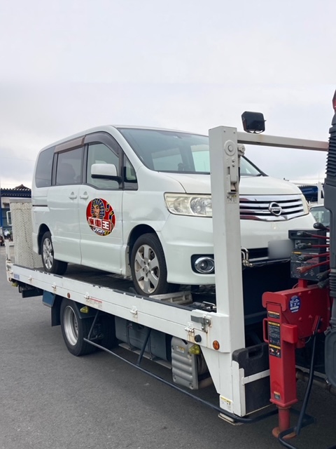 【廃車買取情報】セレナ　引取依頼の画像